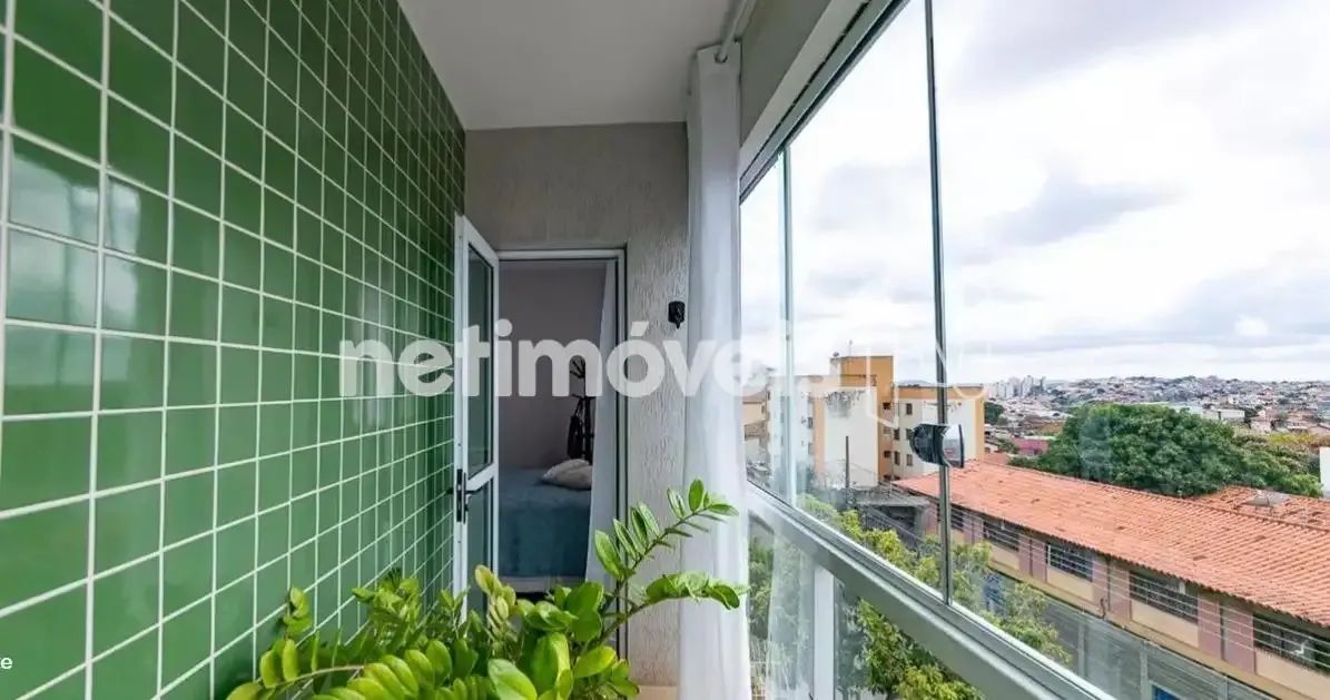 Linda cobertura 2 quartos e elevador no Nova Esperança / Caiçaras