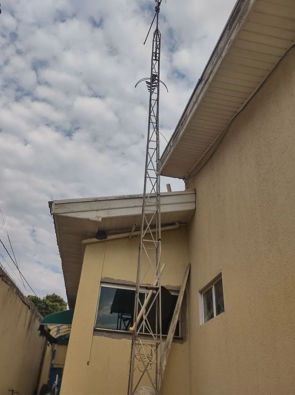 Torre para antena  - Foto 2