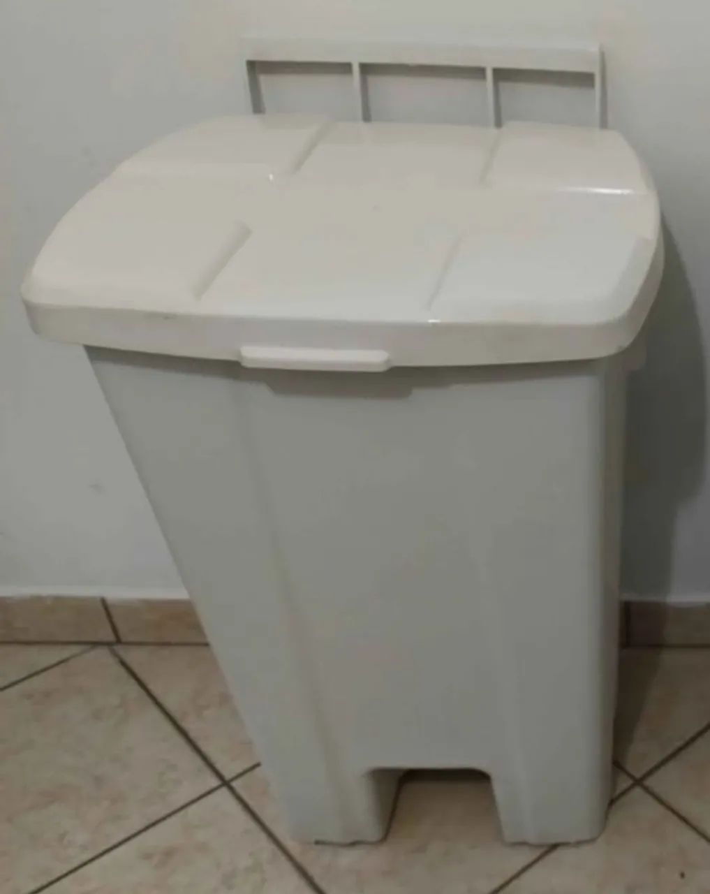 Lixadeira com rodas 100 litros JSN 