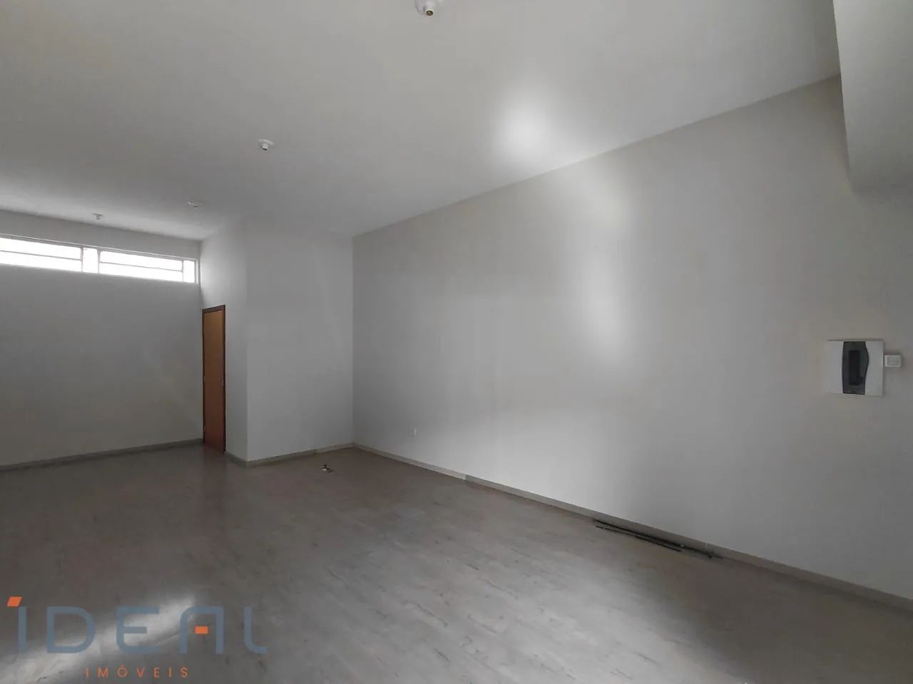 Sala para alugar no bairro Zona 07 - Maringá/PR - Foto 2
