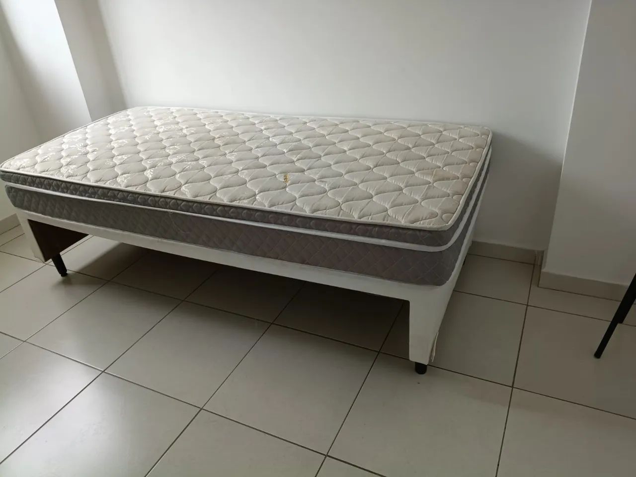 Colchão Solteiro com base 