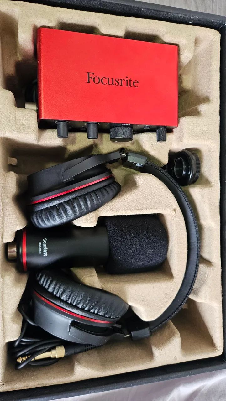 Kit Gravação Focusrite Scarlett Studio Solo 4th Gen - Foto 2
