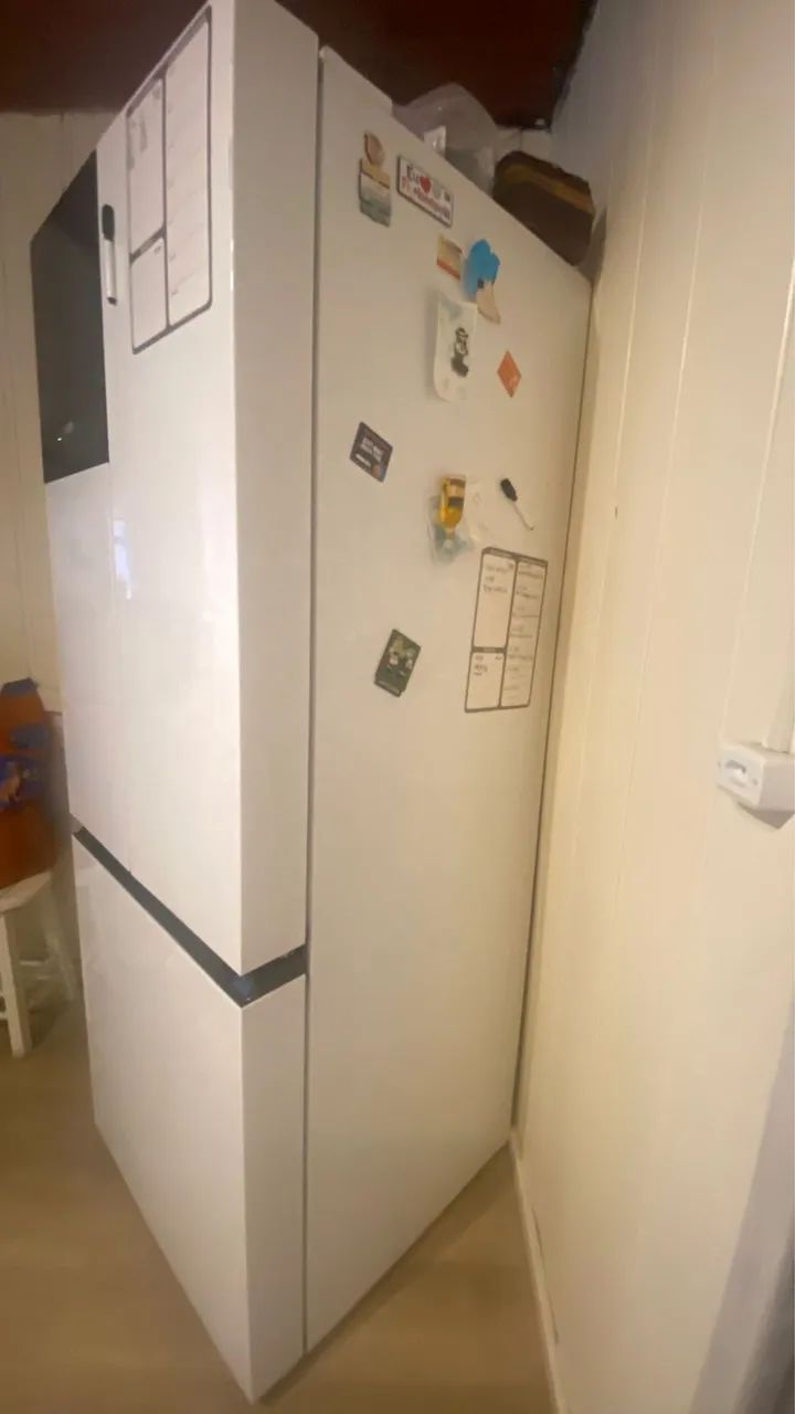 Geladeira Electrolux freezer invertido - Foto 3