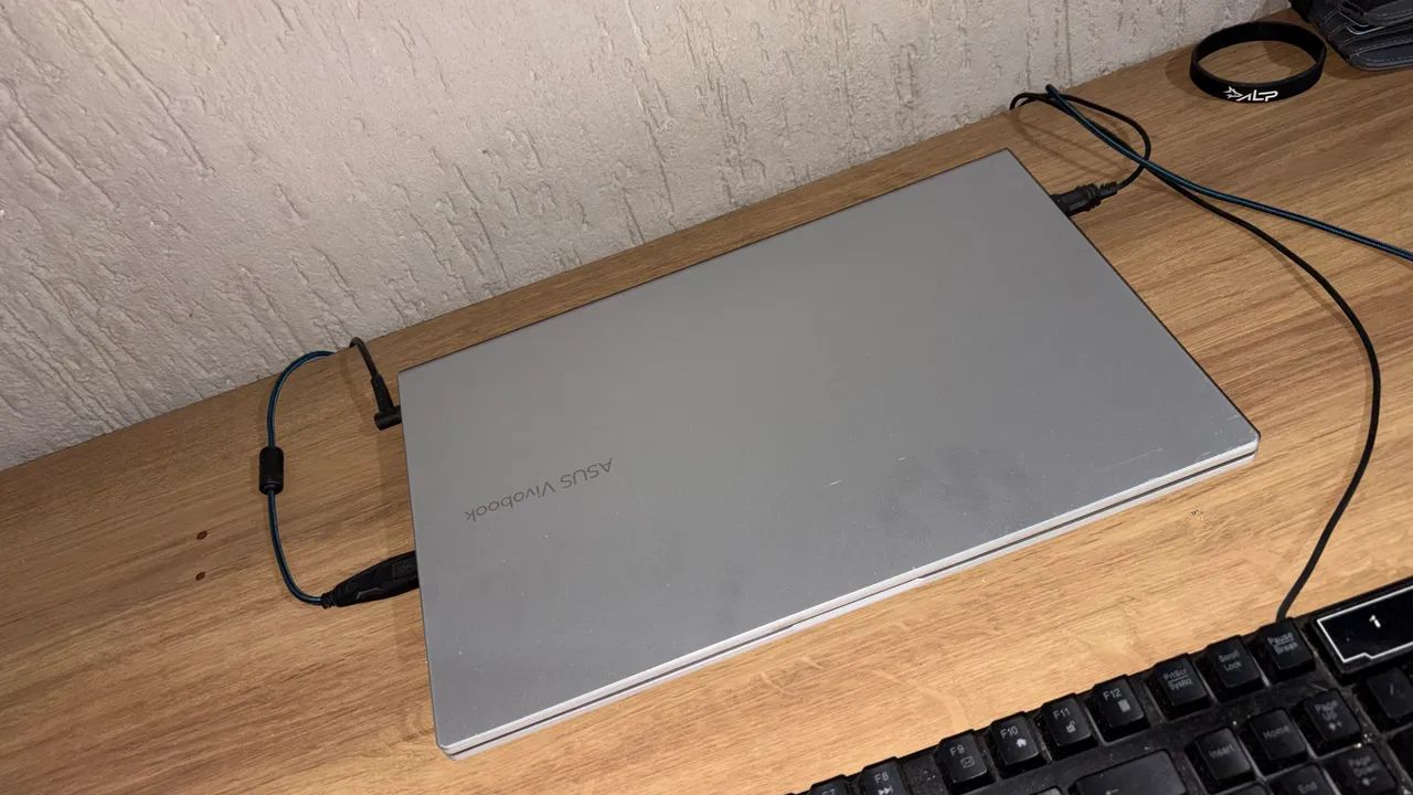 ASUS VIVOBOOK X515EA - USADO.