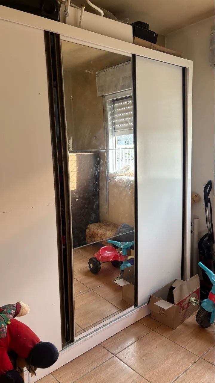 Guarda roupa casal 