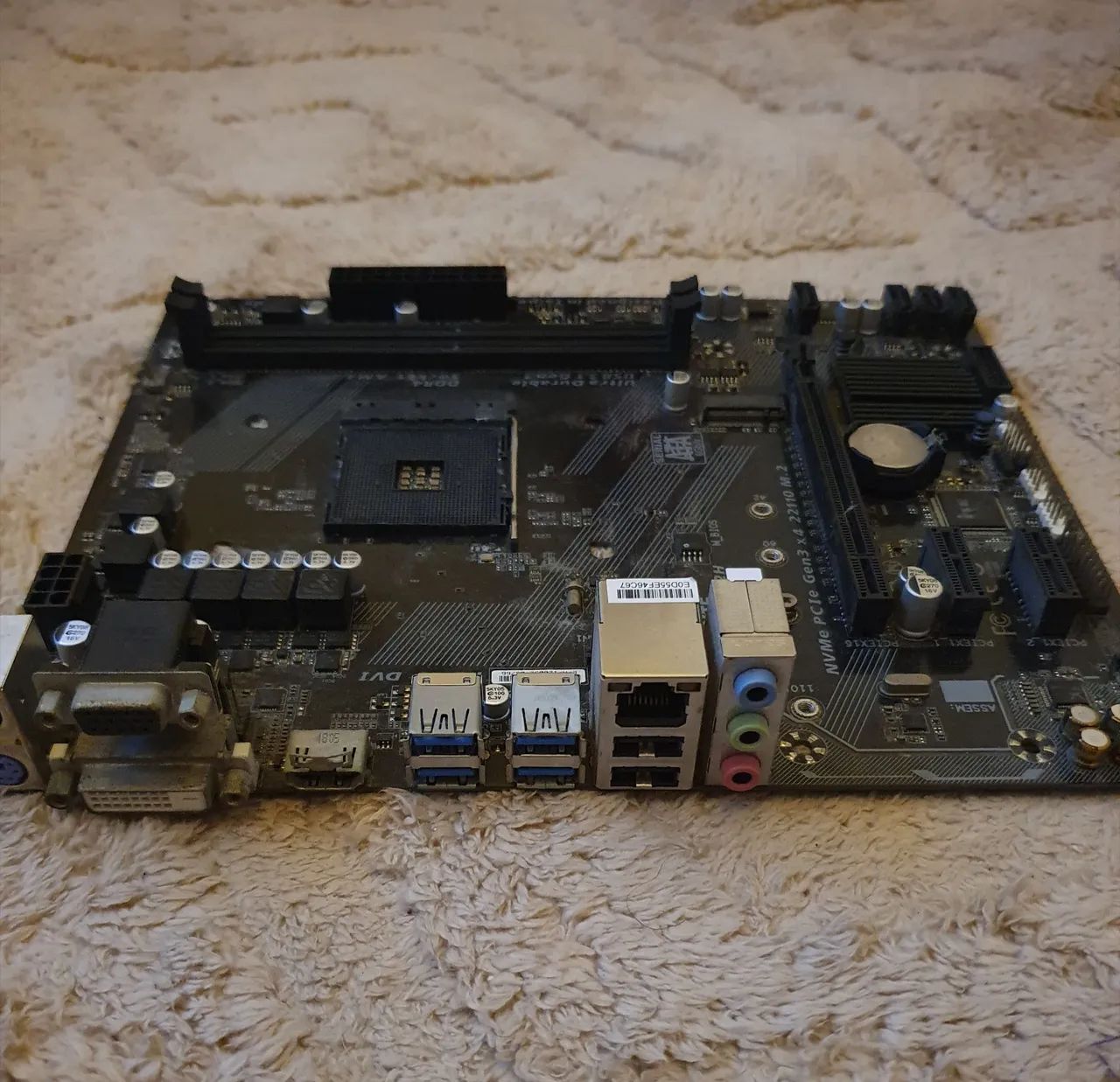 Placa mãe Gigabyte A320M - Foto 3