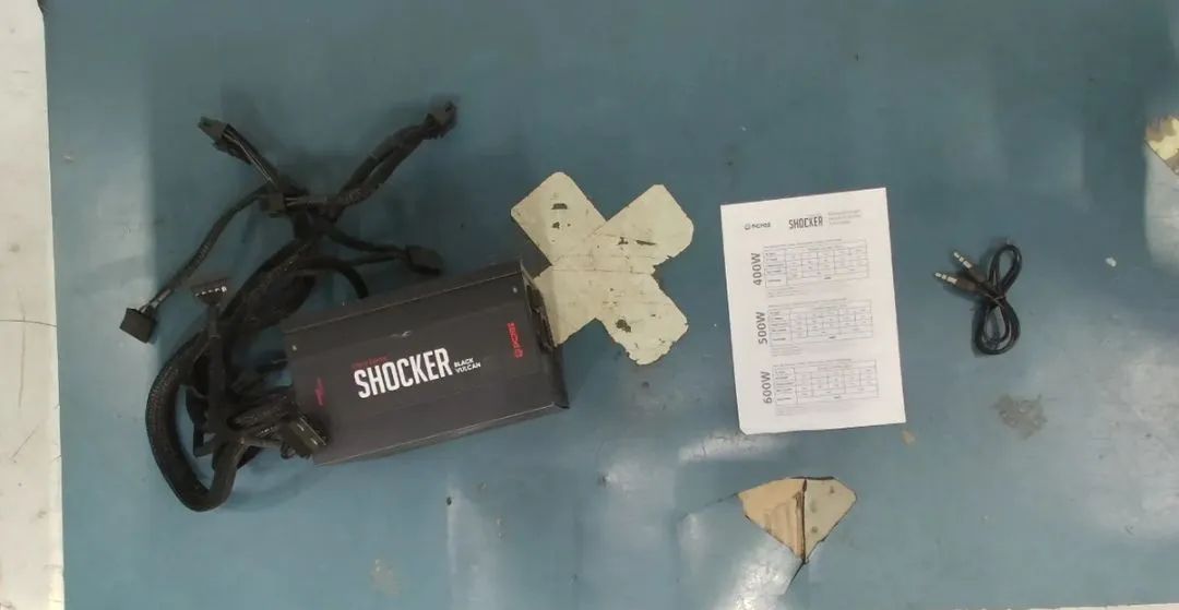 Fonte rtx shocker 500 w - Foto 4