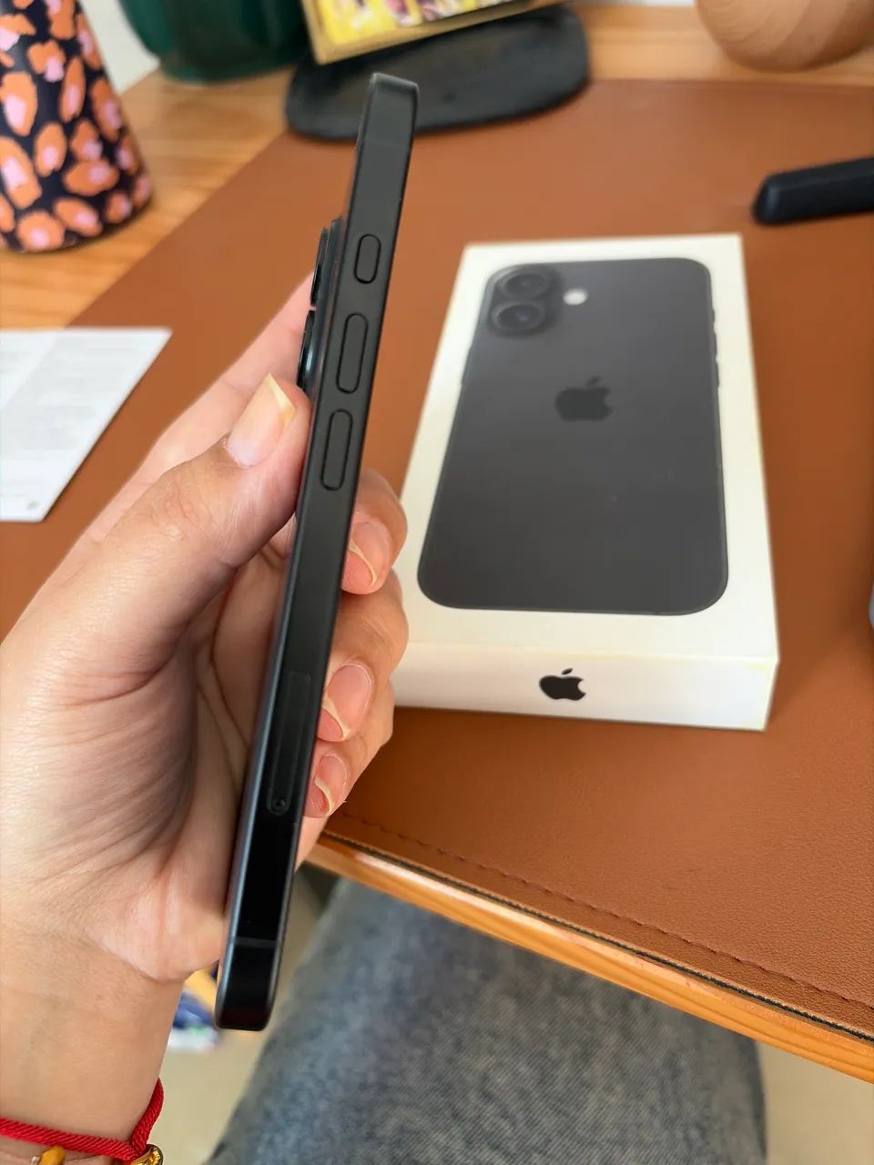 Iphone 16 black - Foto 5