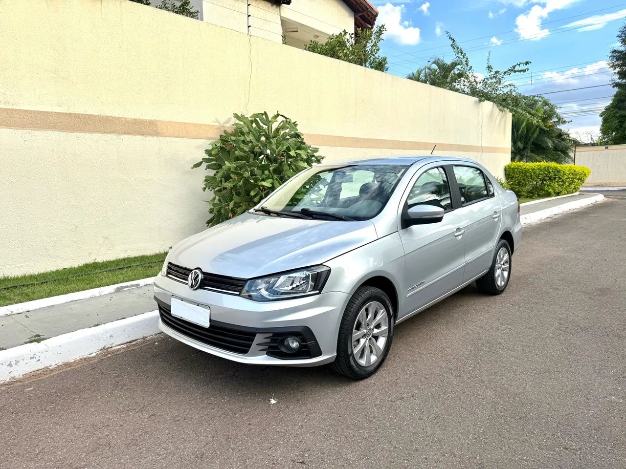 Volkswagen Voyage COMF/HIGHLI. 1.6 T.FLEX 8V 4P 2018