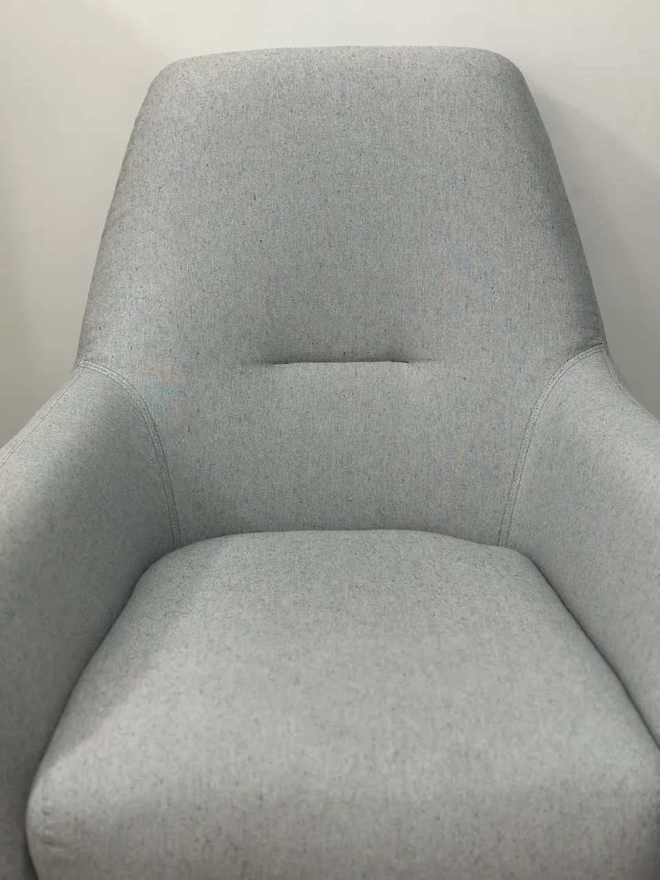 POLTRONA MAMMY GIRATORIA MOVEIS ESTRELA