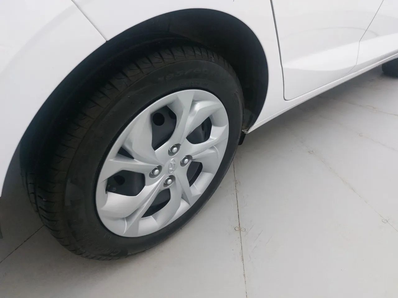 Hyundai HB20 Comfort 1.0 Flex 12V Mec., foto 14 de 18