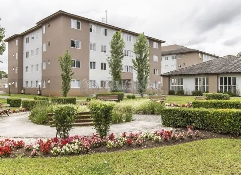 EXCELENTE APARTAMENTO - SEMI-MOBILIADO.