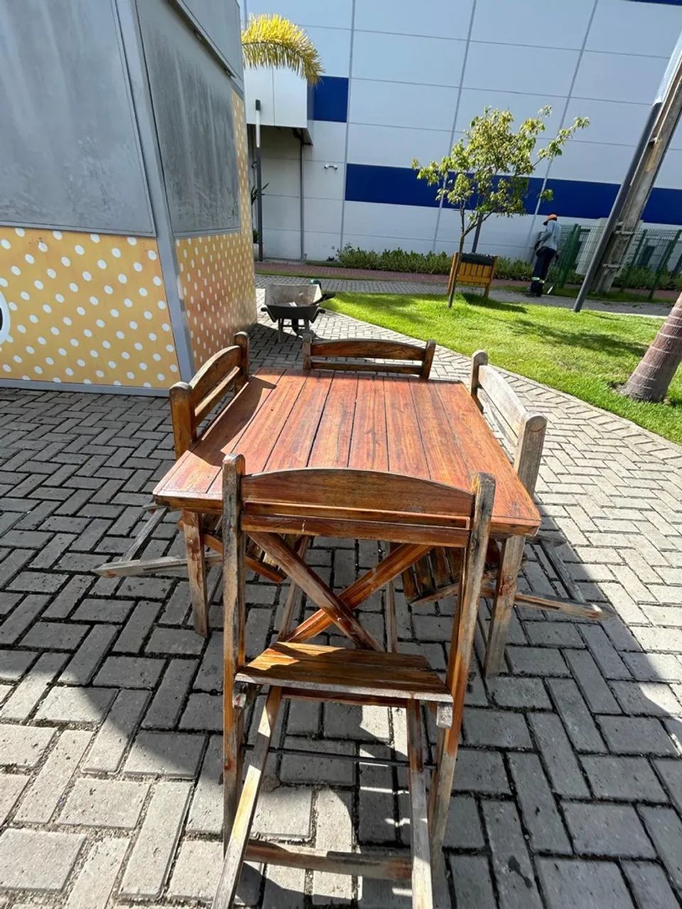 Conjunto de mesa c/4 cadeiras  - Foto 3