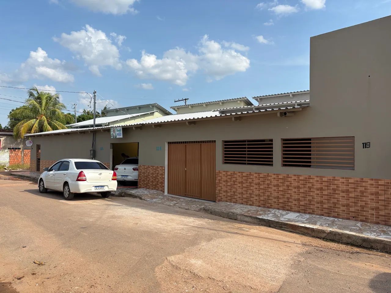 Alugo Casa Recém Reformada 3Quartos