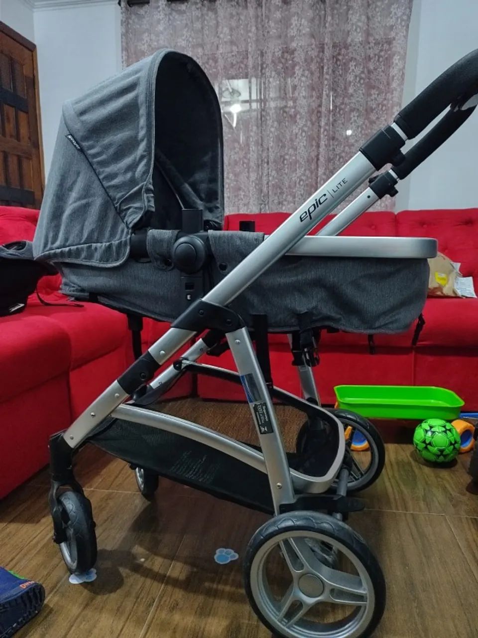 carrinho de bebe Epic Lite Marca Infanti - Foto 2
