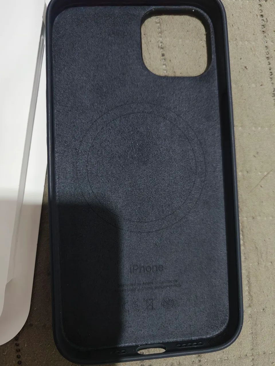 capa de Silicone com MagSafe para iPhone 14 (Original da Apple) - Foto 2