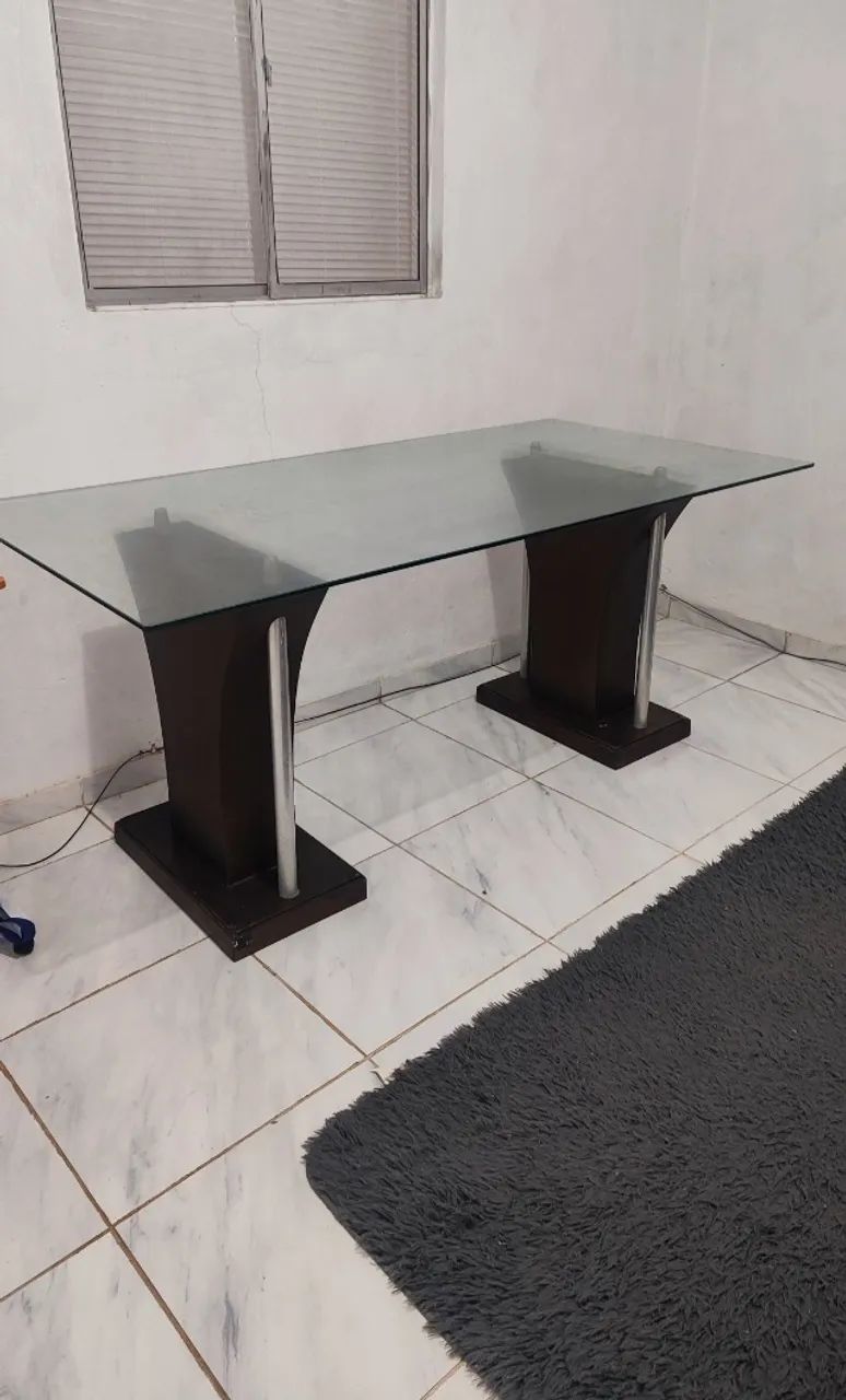 MÓVEIS À VENDA: SOFÁ + MESA DE JANTAR - Foto 2
