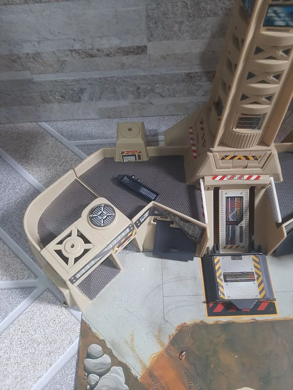 Base militar Galoob Micro Machines Night Attack vitange 1995 - Foto 2