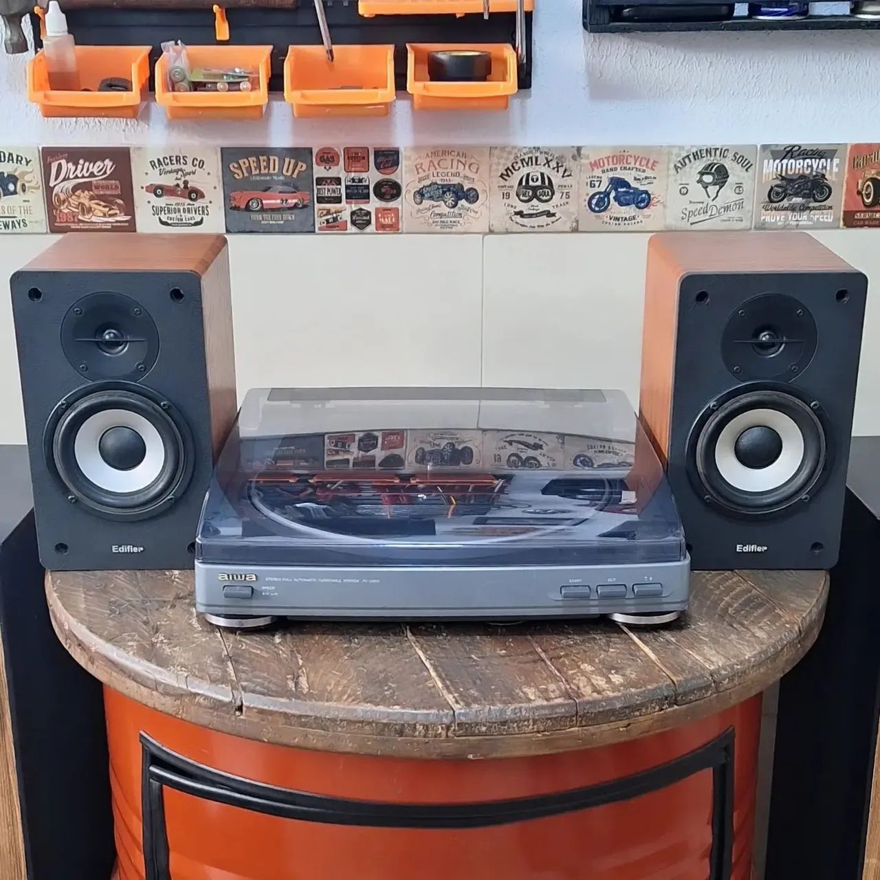 Toca Disco e Caixa de Som