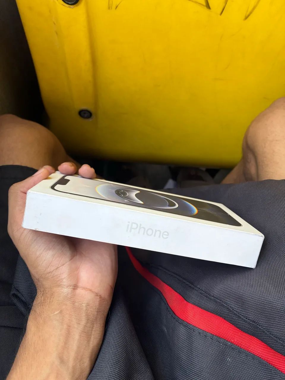 iPhone 16e - Foto 3