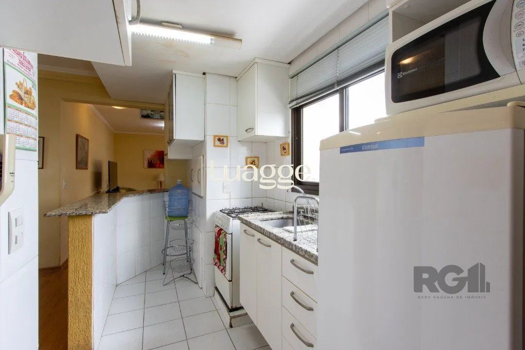 Apartamento mobiliado para locação no bairro Menino Deus - Foto 6