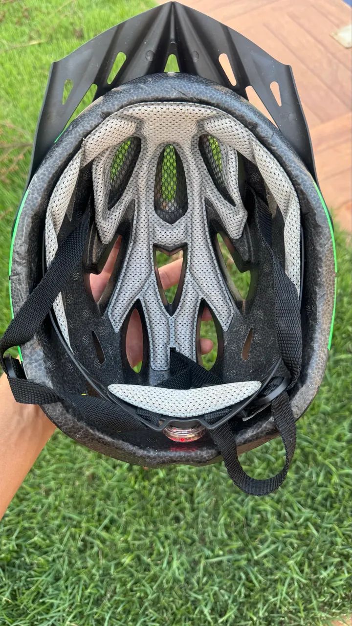 Capacete TSW pouco usado  - Foto 3