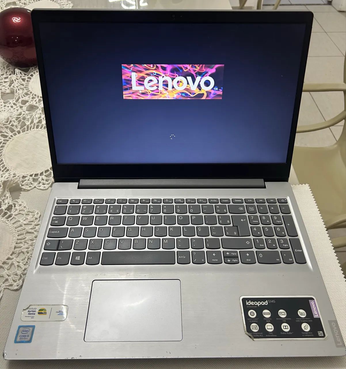 Notebook Lenovo i5  - Foto 4