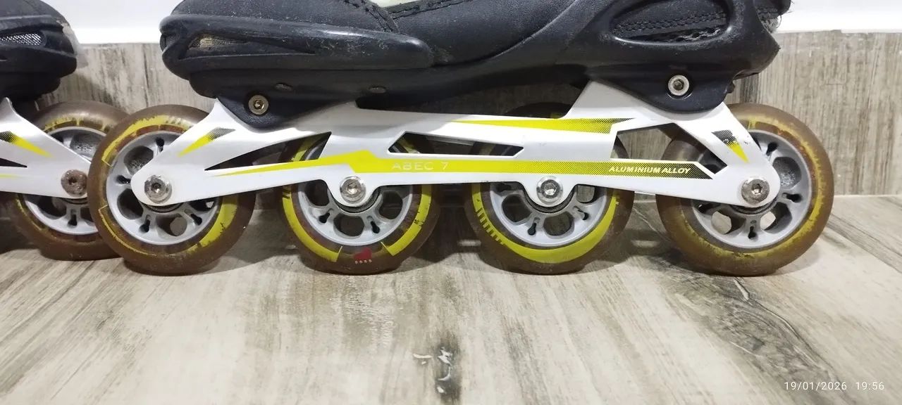 Patins n°41 + kit para proteção com 6 peças.  - Foto 4