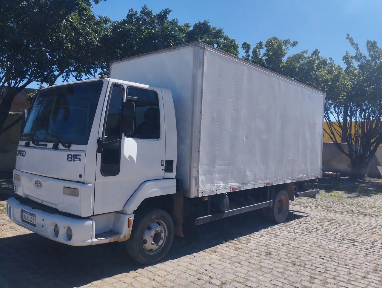 Ford 815 ano 2004 - Foto 2