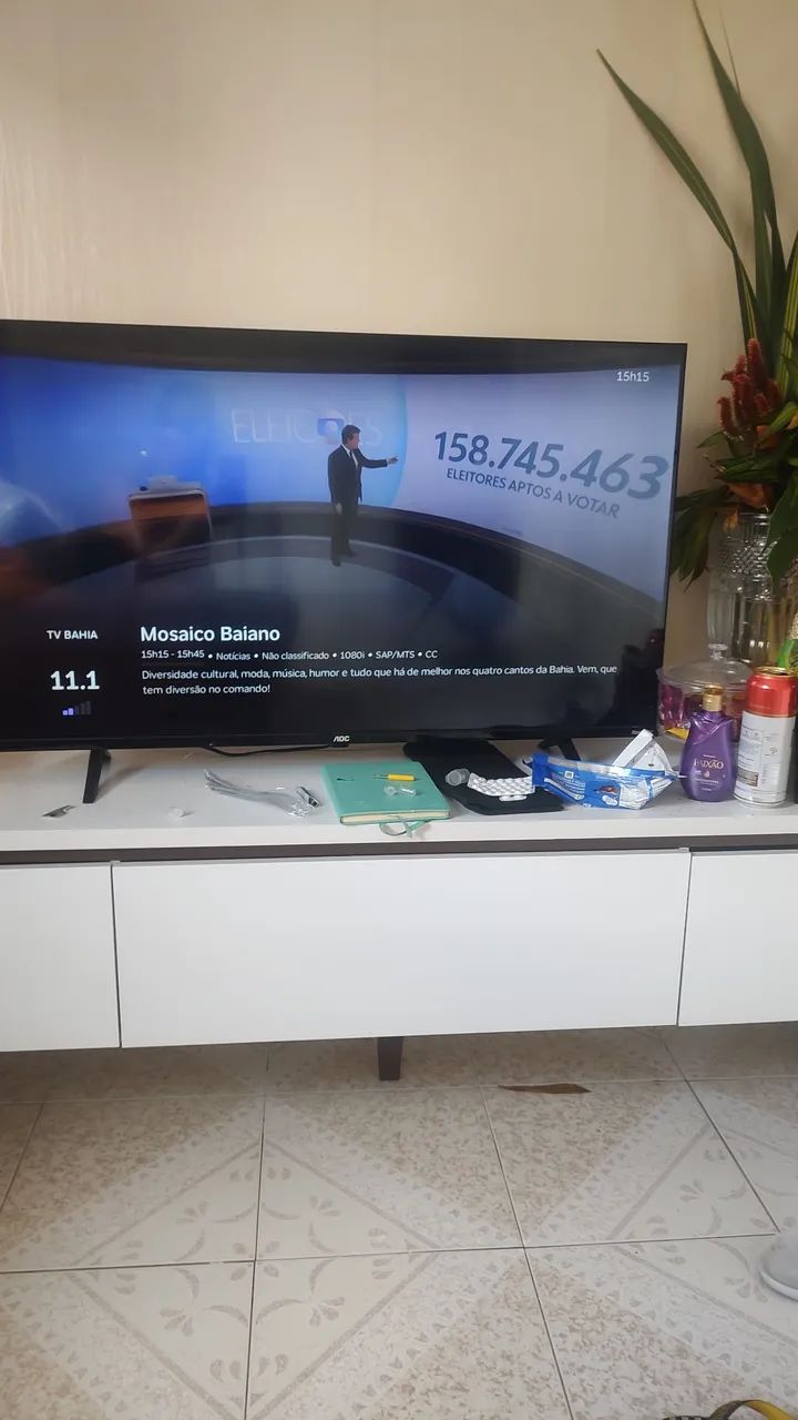 Tv AOC