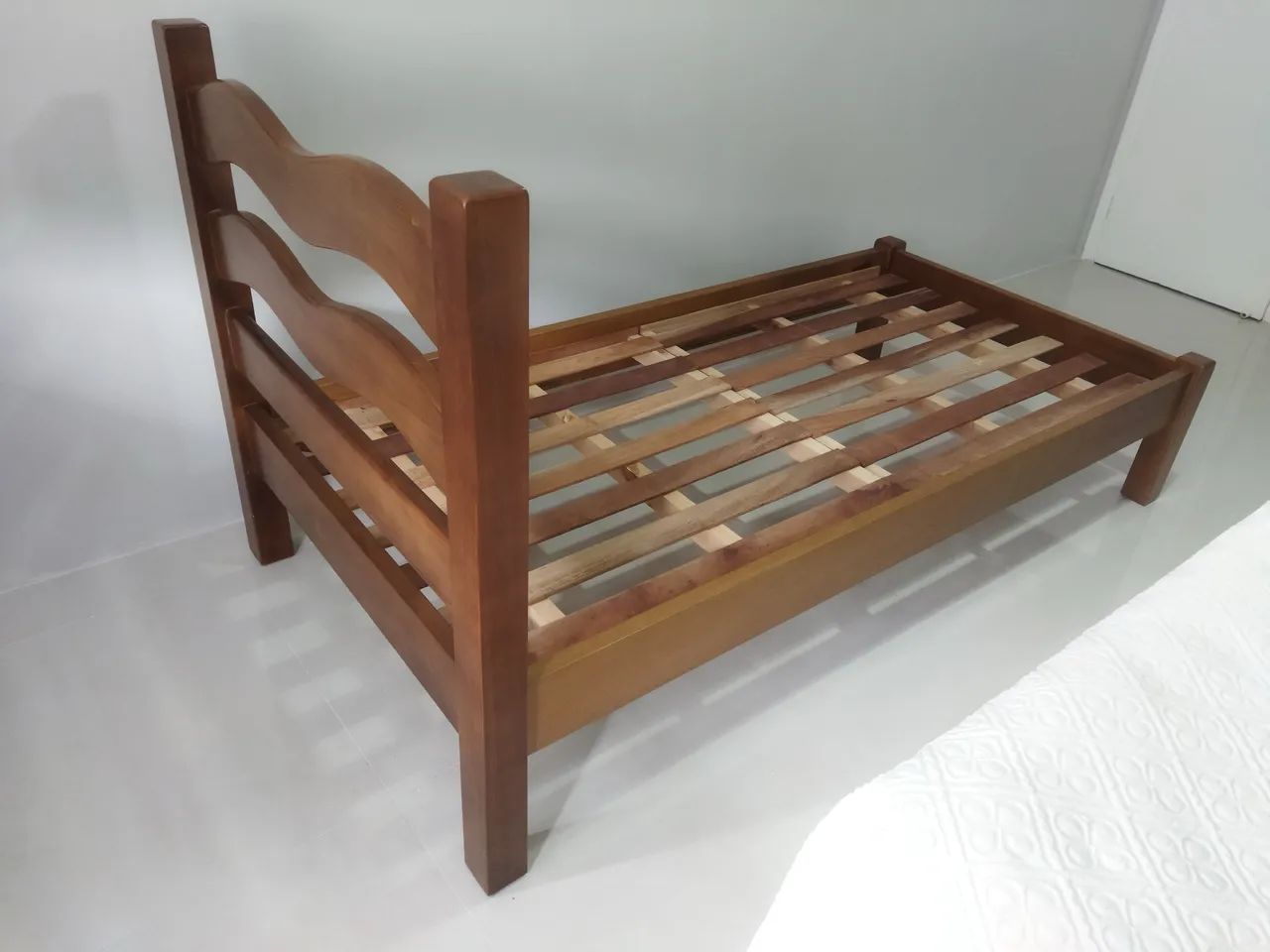 Cama de Solteiro e acompanhada com Colchão  - Foto 3