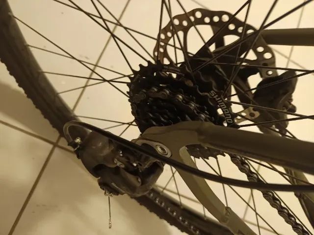 Bicicleta aro 21 Shimano - Foto 3