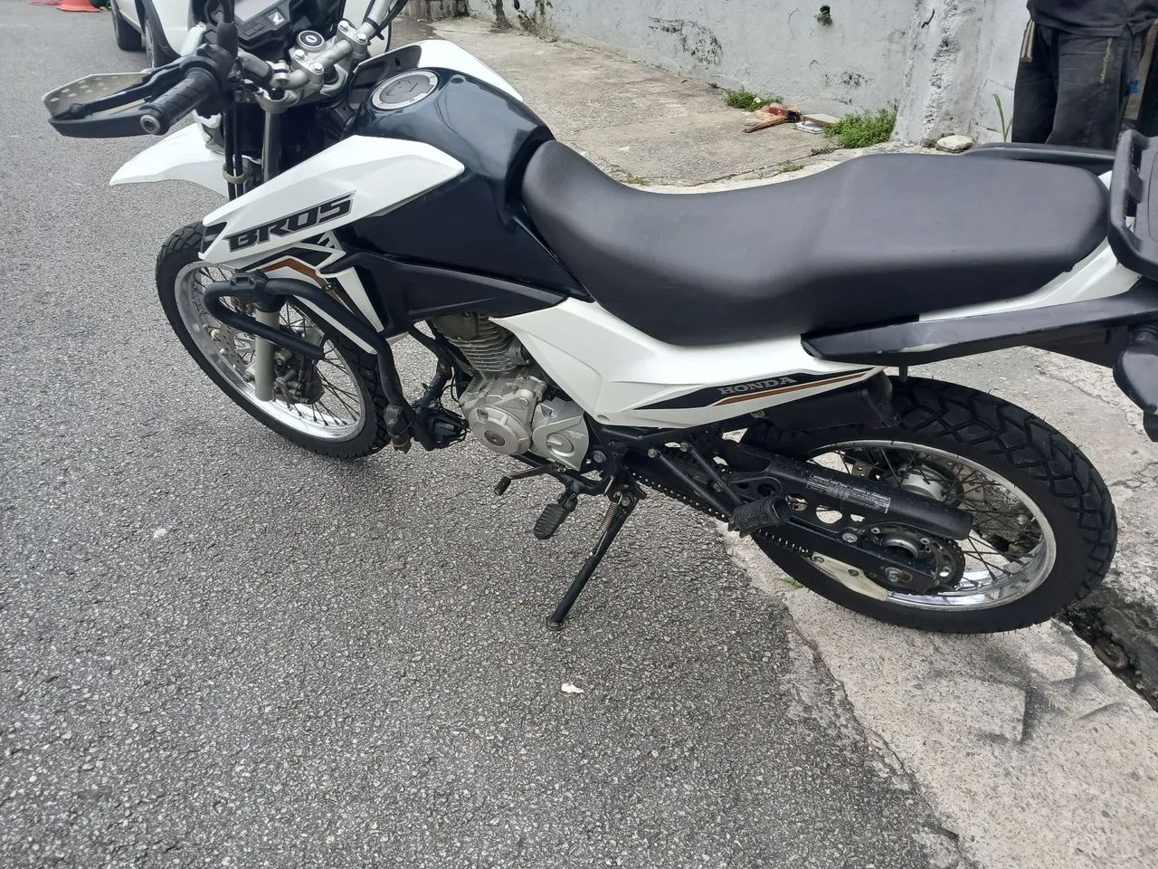 Honda bros 160 - Foto 2