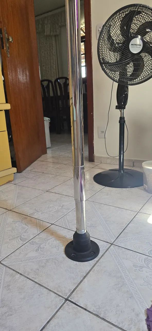 BARRA DE POLE GIRATÓRIA SEM ESCADA GAIA 