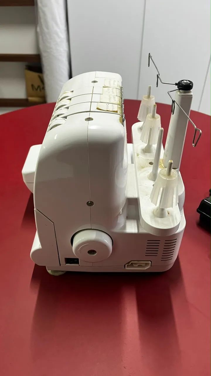 Máquina Overlock Siruba HSO-747D 4 Fios - Revisada/Funcionando - Foto 3