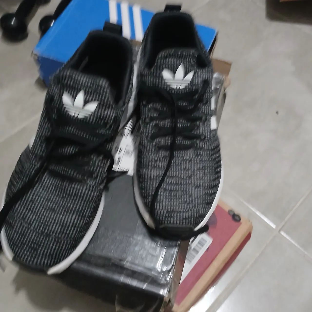 Tênis Adidas  - Foto 2