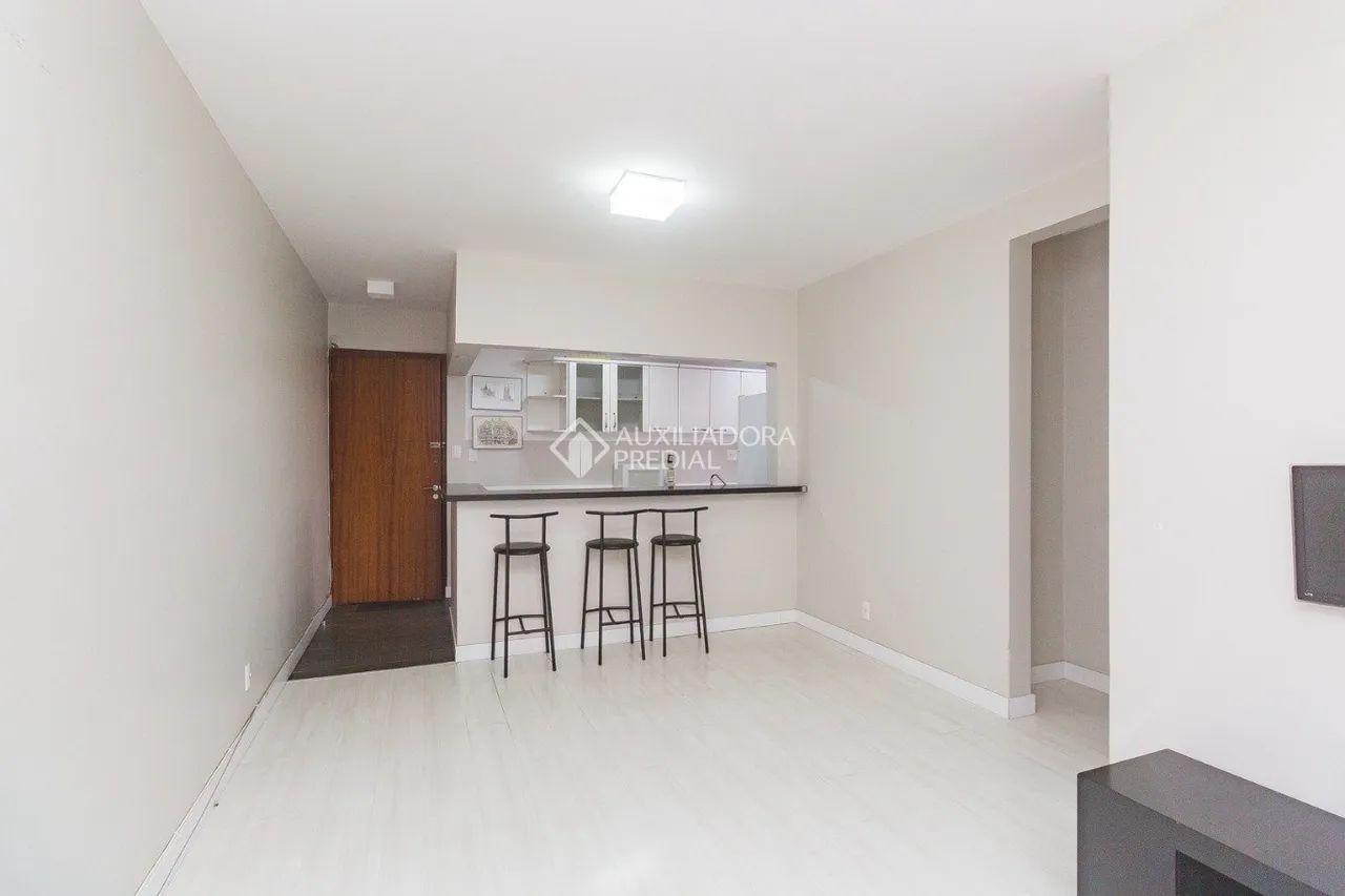 Apartamento 3 dormitórios, no bairro Chácara das pedras