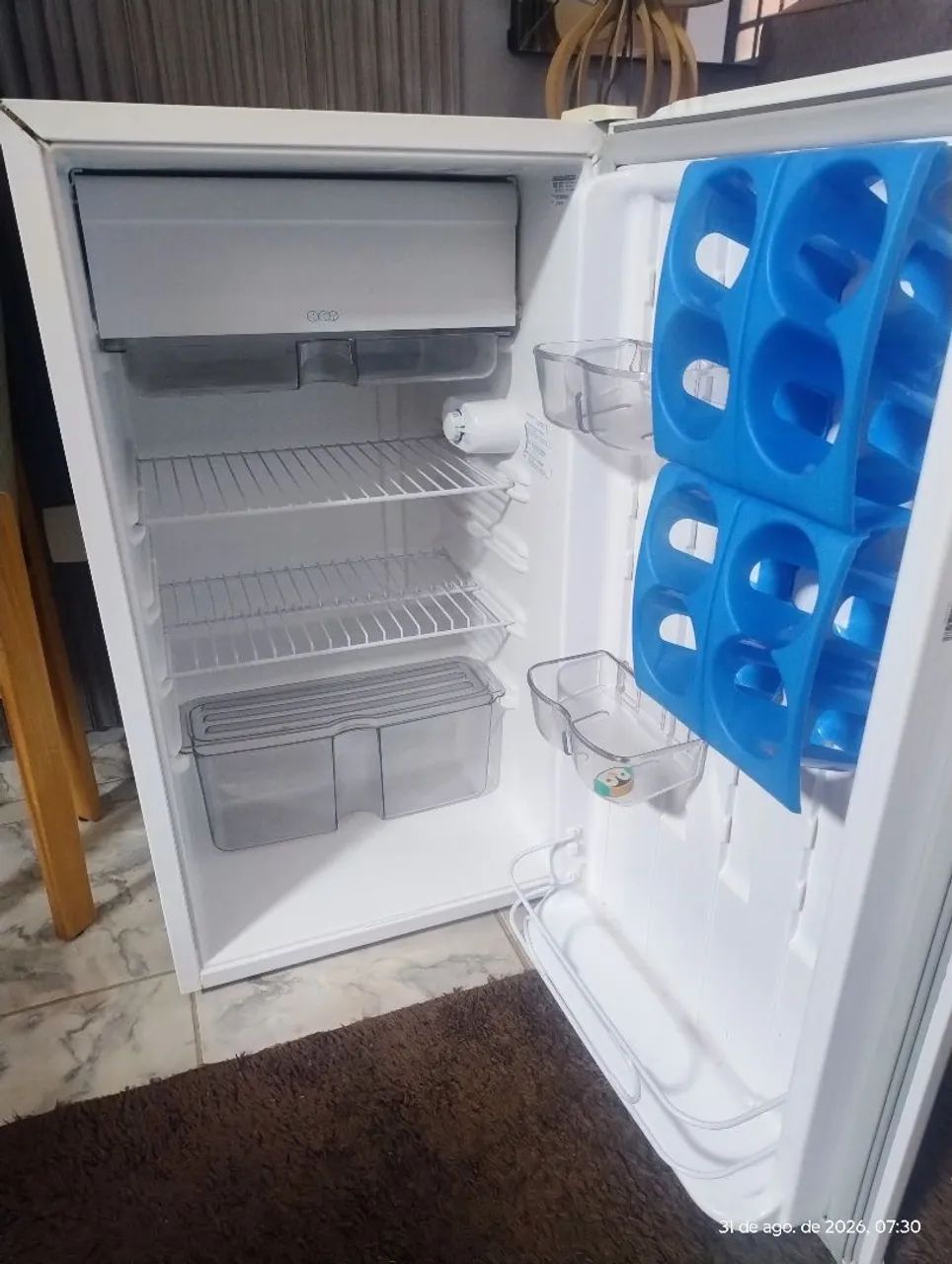 Refrigerador compacto Consul 120 frigobar multiuso  - Foto 2