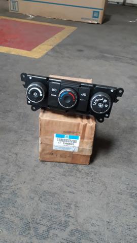 25992362 Controle do Ar condicionado e aquecedor Captiva