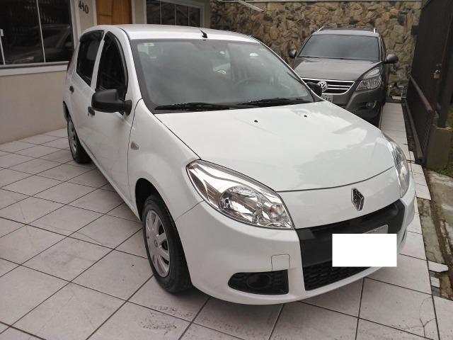 Sandero 2013 expression 1.0,impecável,90mkm,pneus novos,manual e chave copia - Foto 12