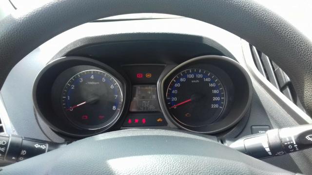 Vendo hb20 2015/33.000 zap / * - Foto 5