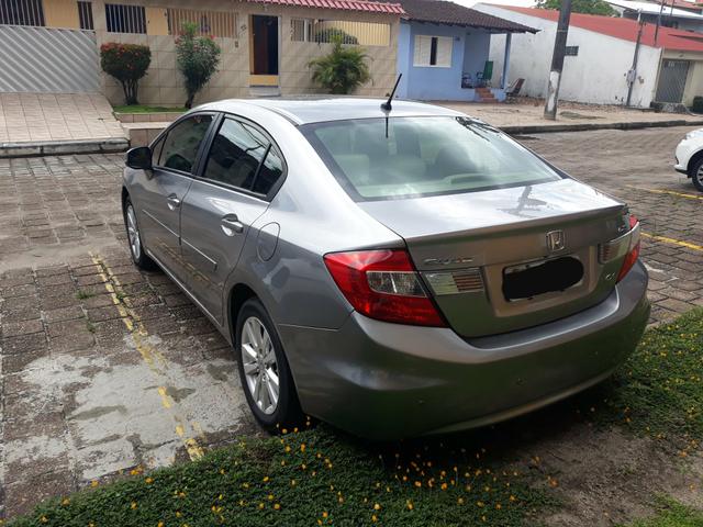 Honda Civic 1.8 LXS 16V - 2014 - Foto 2