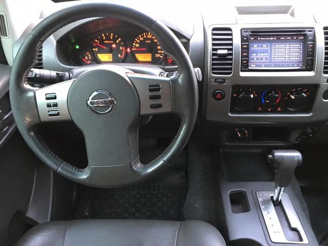 Nissan Frontier 2.5 LE AT 4X4 2013 - Foto 8