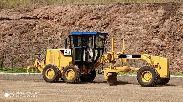 Motoniveladora Caterpillar 120H