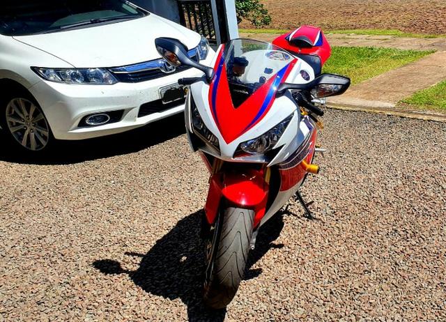 Vendo CBR 1000 RR Fireblade HRC - Foto 3