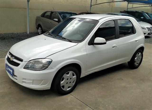 Celta LT 2014 Branco Completo + Airbag e Abs - Foto 2