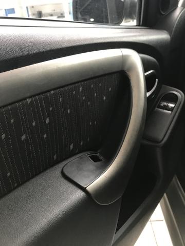 Renault Logan - Foto 9