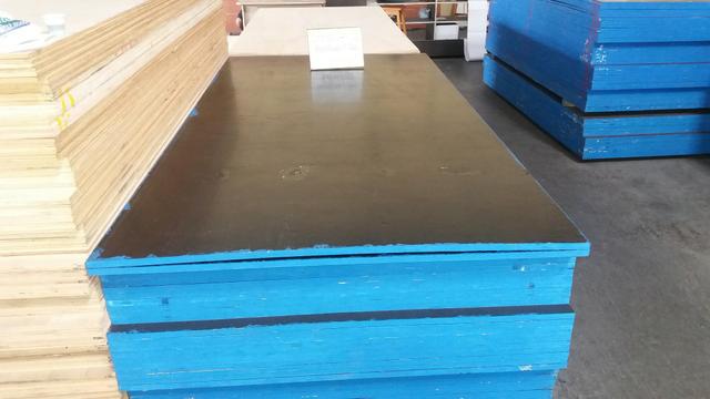 Vende Se maderite plastificado 991 95 36 44 - Foto 2