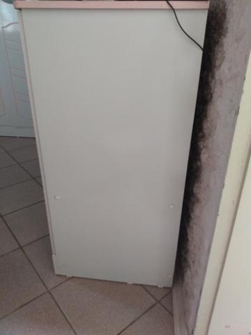 Vendo roupeiro e cômoda - Foto 4