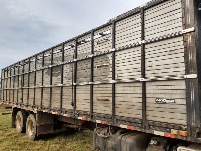 Vendo Caminhão Boiadeiro 2324 - Foto 4